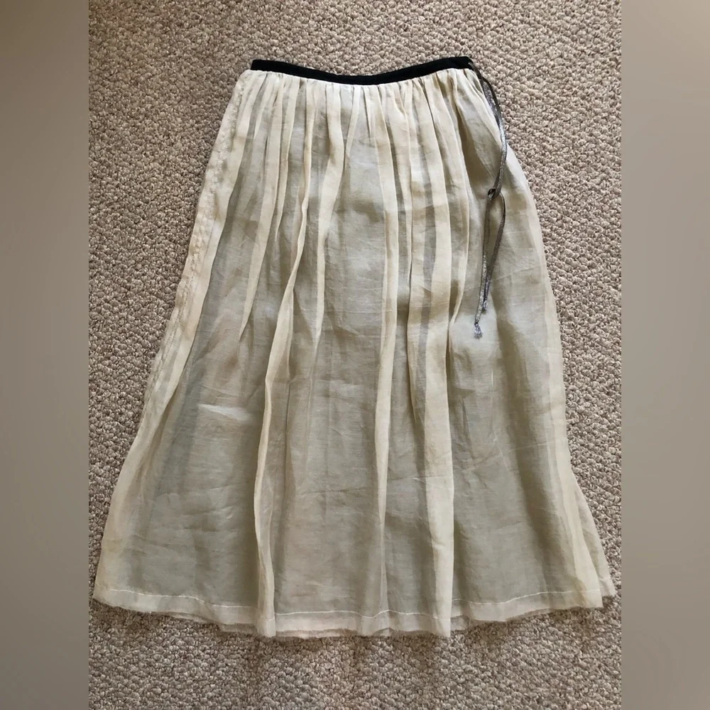 Elegant Cream Maxi Skirt - Picture 4 of 12